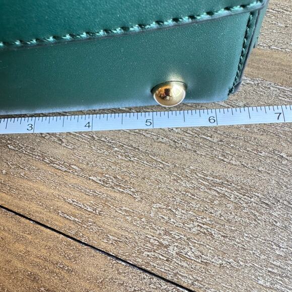 Melie Bianco Alexis Small Vegan Leather Bucket Crossbody Green NWT Drawstring - Picture 12 of 16